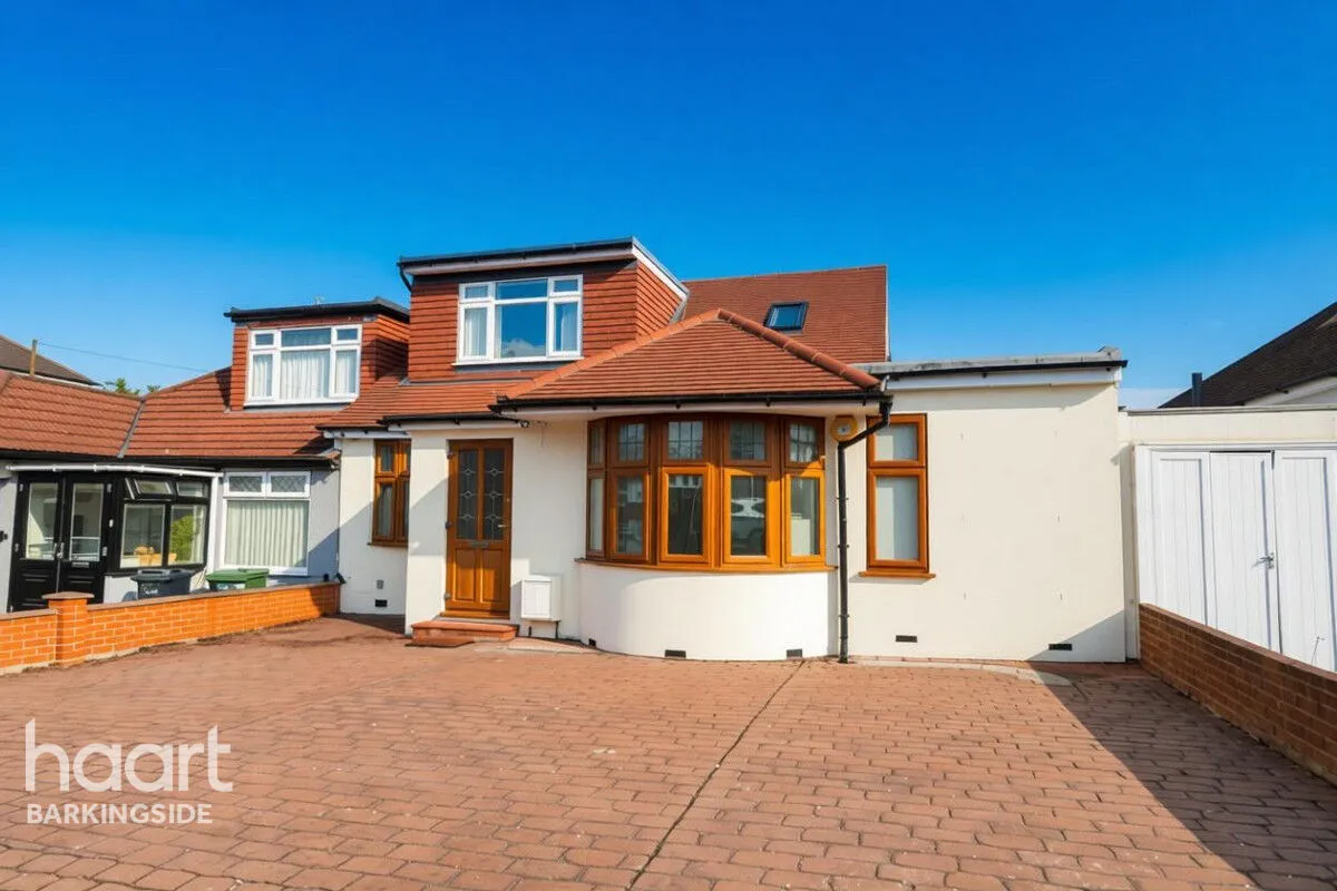 Basildon Avenue, Clayhall, IG5, photo 31