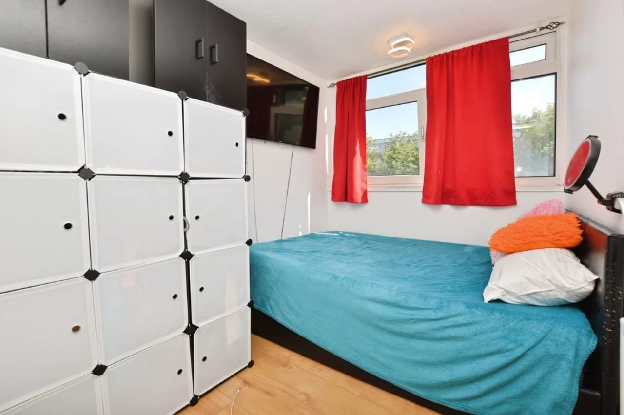 Maybury, Woking, photo 6