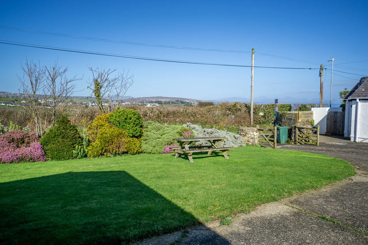 Pant Gwyn Bach, Sarn Bach, LL53, photo 5