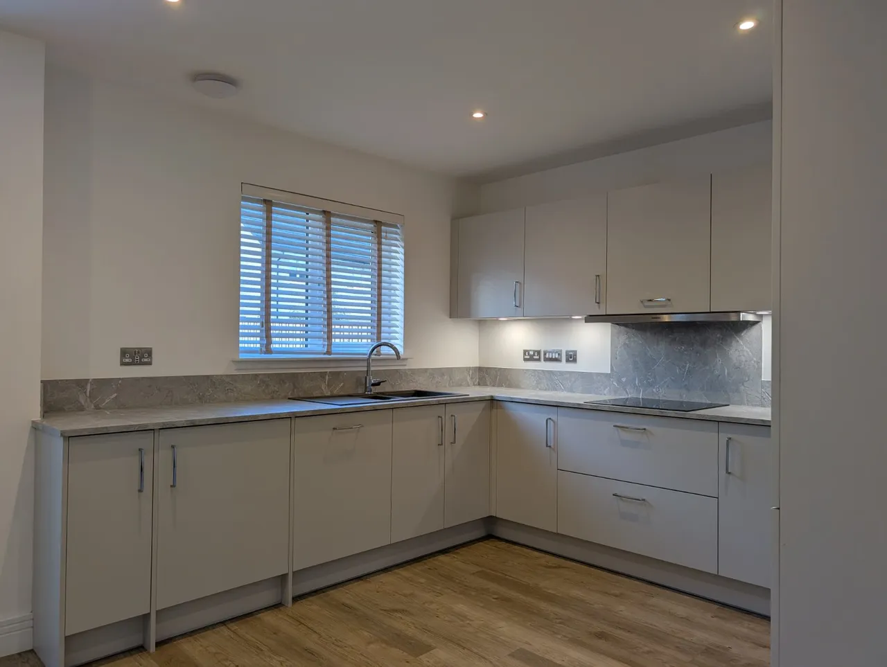 Ben More Drive, East Calder, EH53, photo 9