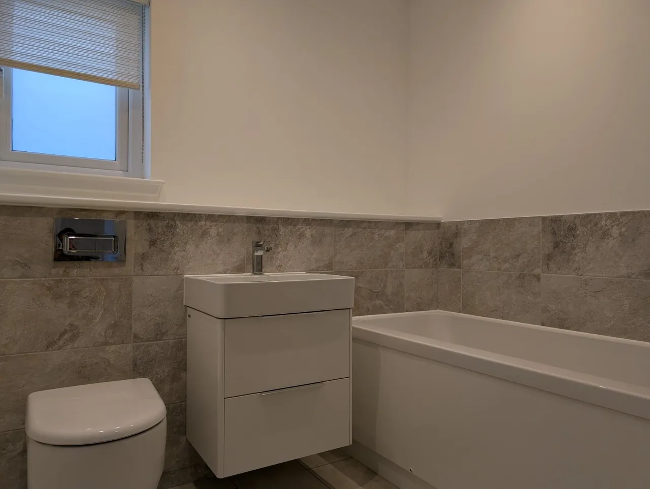 Ben More Drive, East Calder, EH53, photo 33