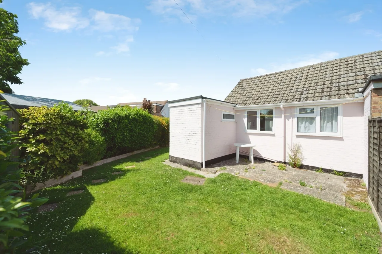 Salterns Lane, Hayling Island, PO11, photo 10