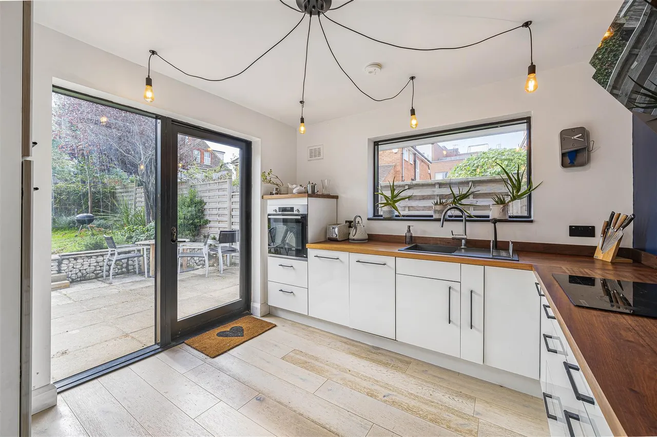 Stafford Road, Seaford, BN25, photo 2