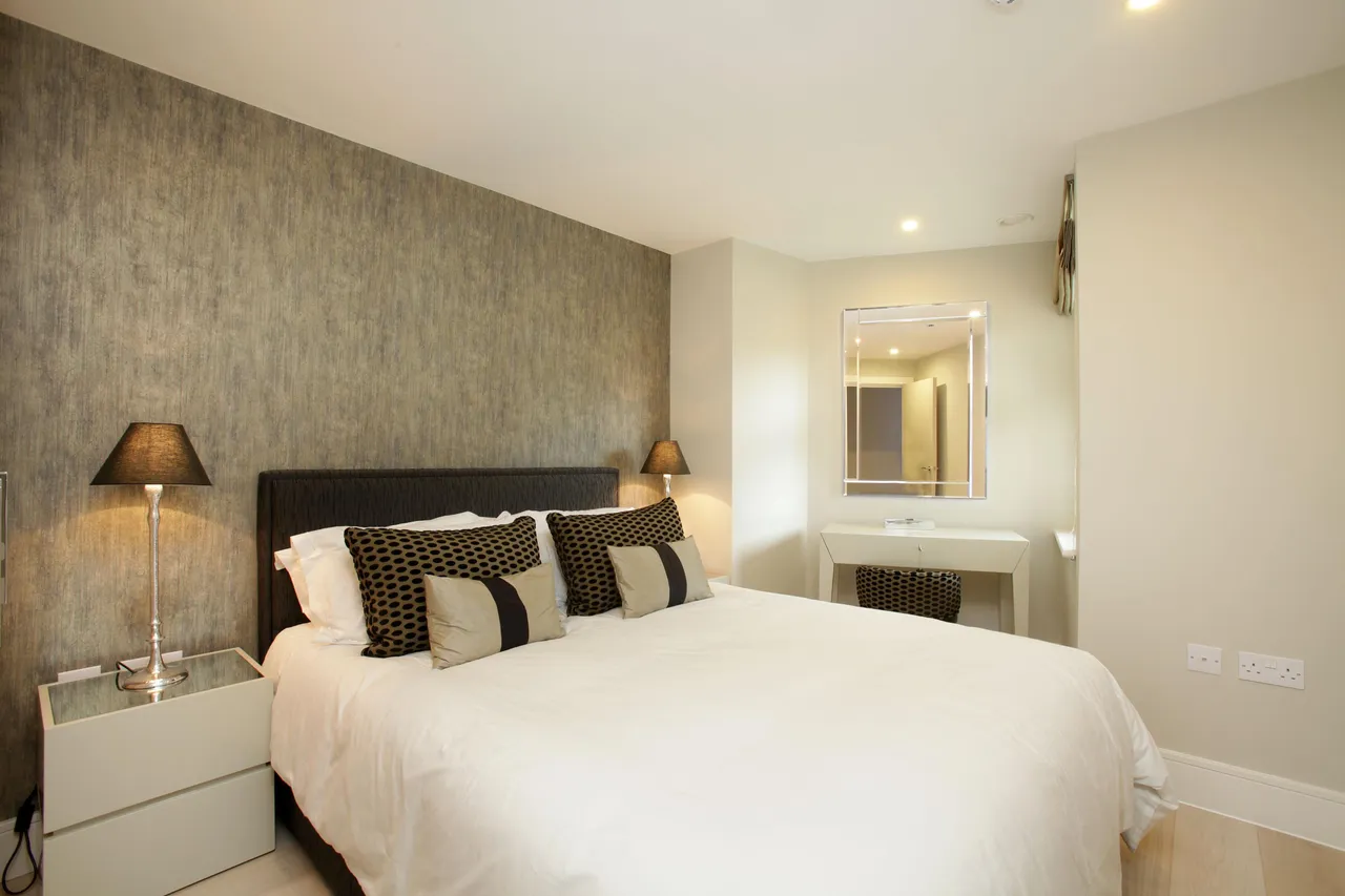 Colston Road, East Sheen, SW14, photo 6