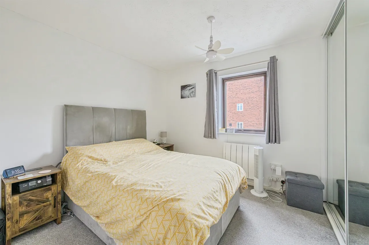 Evans Croft, Fazeley, B78, photo 11