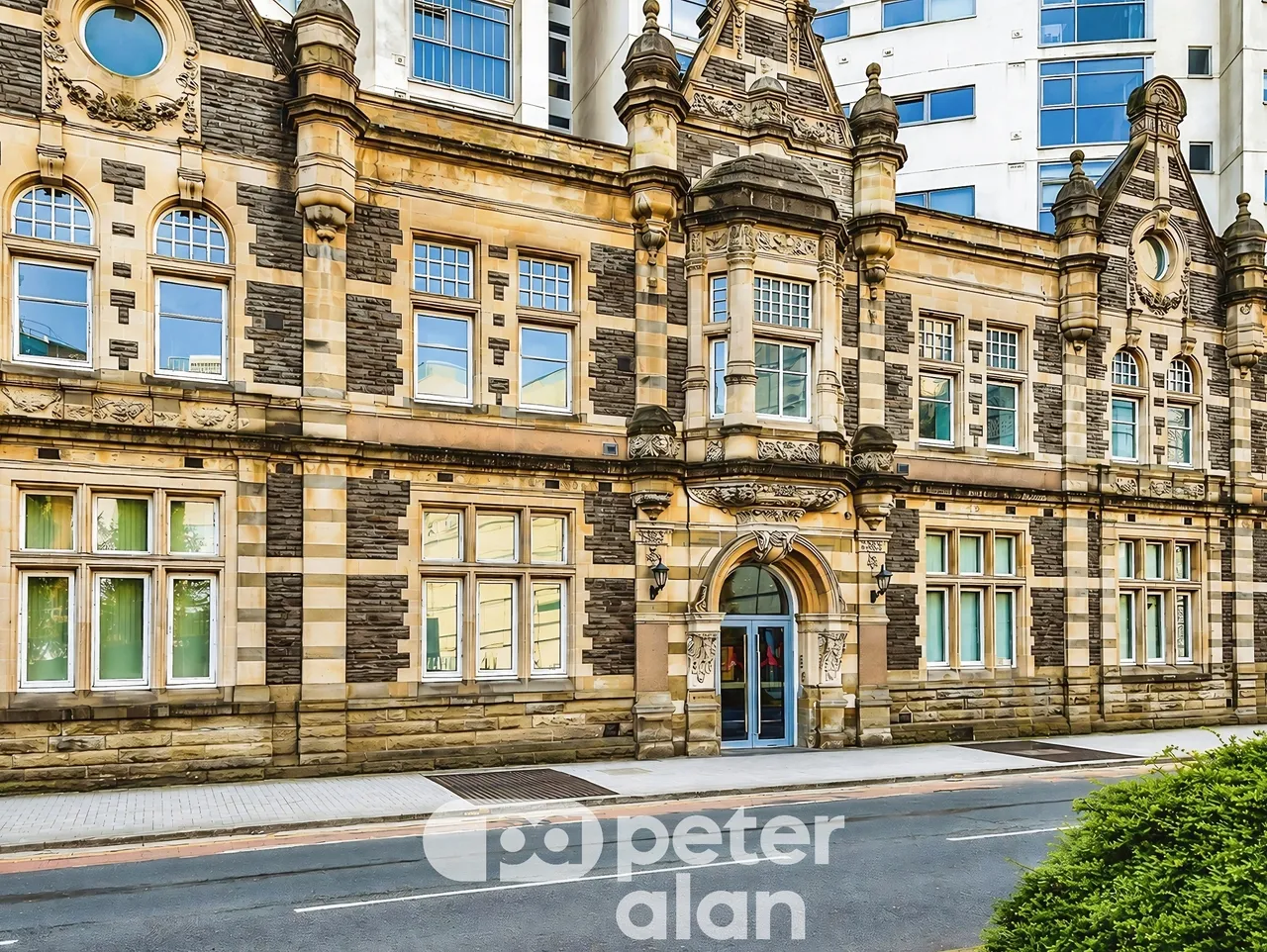 1 bed flat to rent, Altolusso Cardiff, CF10