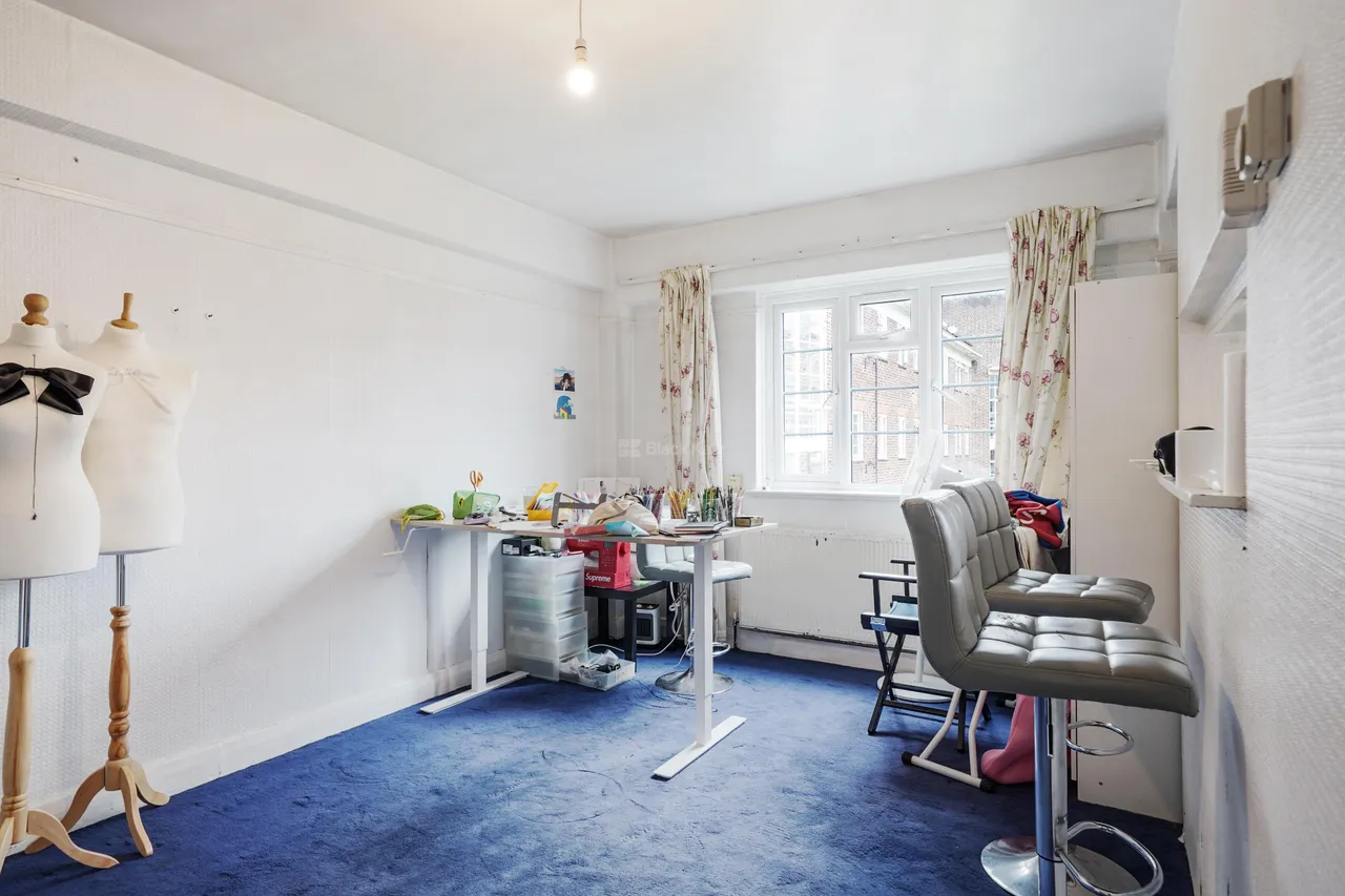 West End Lane, NW6, photo 8