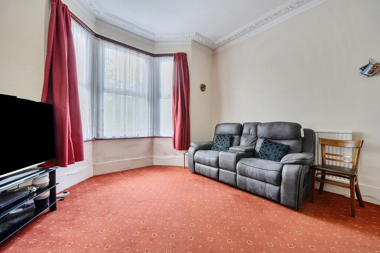 11 Earlham Grove, London, photo 5