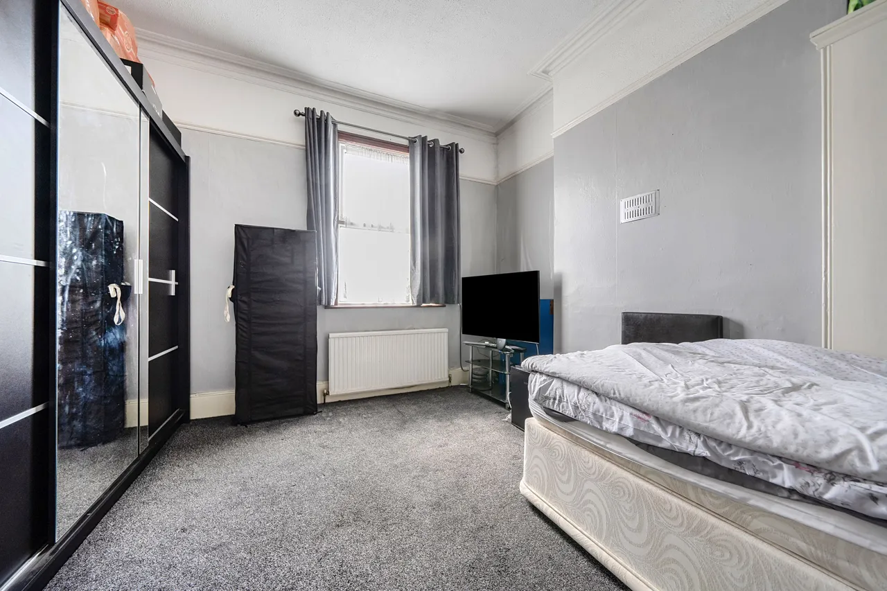 11 Earlham Grove, London, photo 9