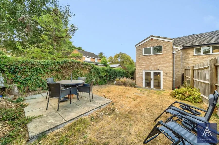 Blencowe Drive, Brackley, NN13, photo 4