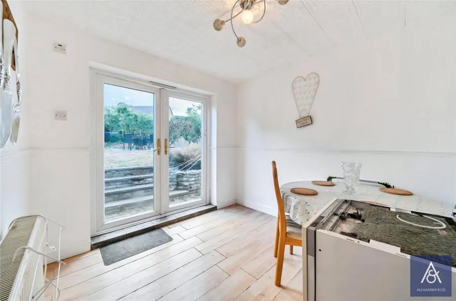 Blencowe Drive, Brackley, NN13, photo 8