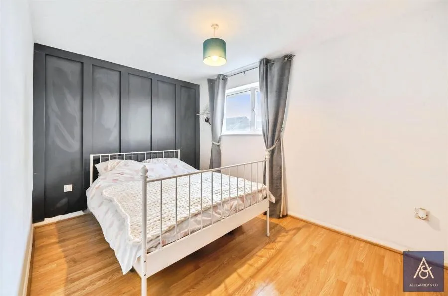 Blencowe Drive, Brackley, NN13, photo 12