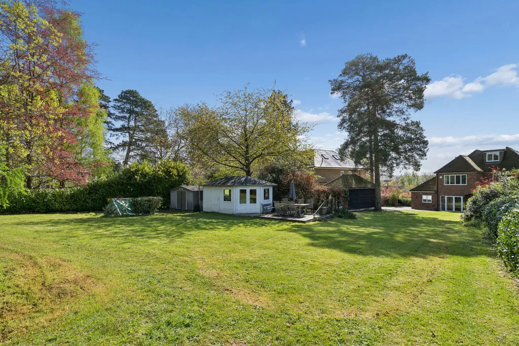 Beechwood Drive, Marlow SL7 2DH, photo 23