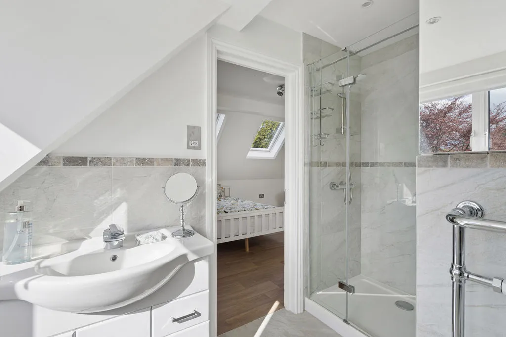 Beechwood Drive, Marlow SL7 2DH, photo 19