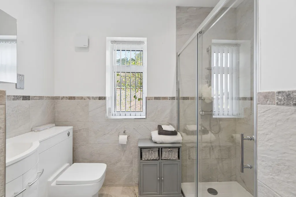 Beechwood Drive, Marlow SL7 2DH, photo 13