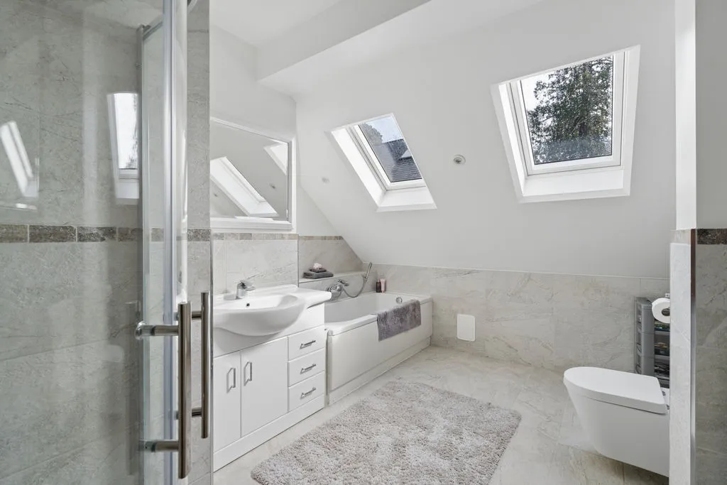 Beechwood Drive, Marlow SL7 2DH, photo 17