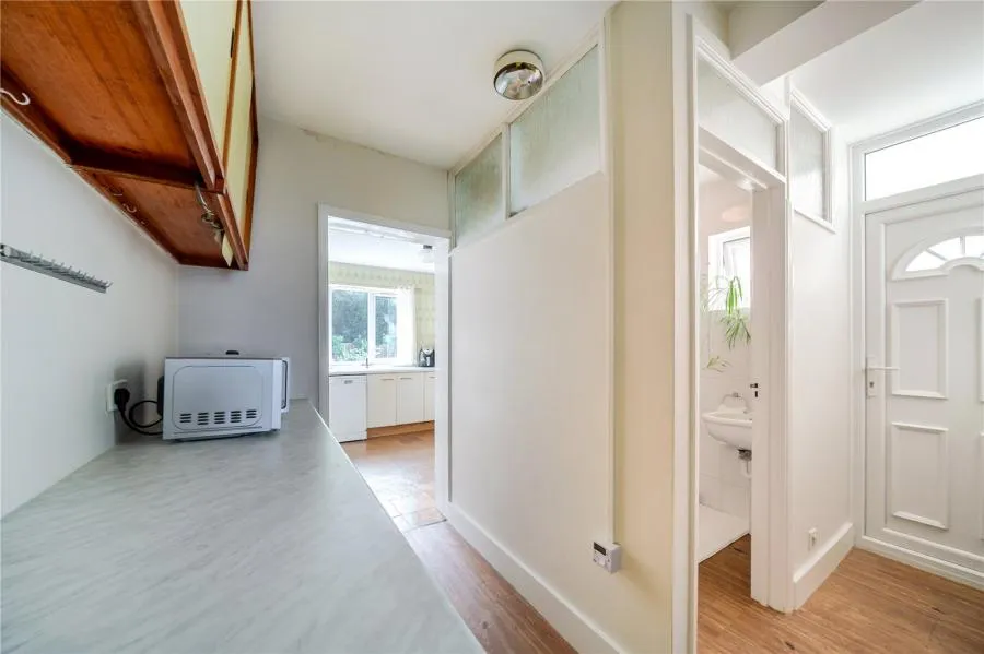 The Greenway, Epsom, KT18, photo 8