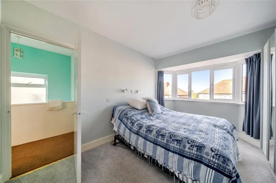 The Greenway, Epsom, KT18, photo 7