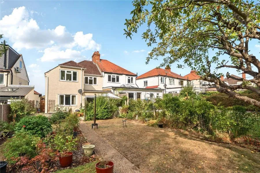 The Greenway, Epsom, KT18, photo 12