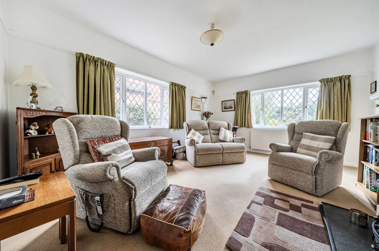West Close, Middleton-On-Sea, PO22, photo 2