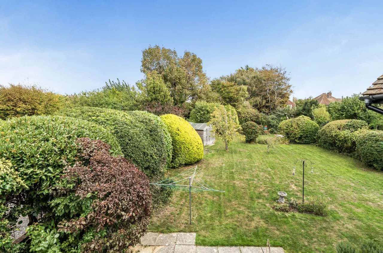 West Close, Middleton-On-Sea, PO22, photo 21