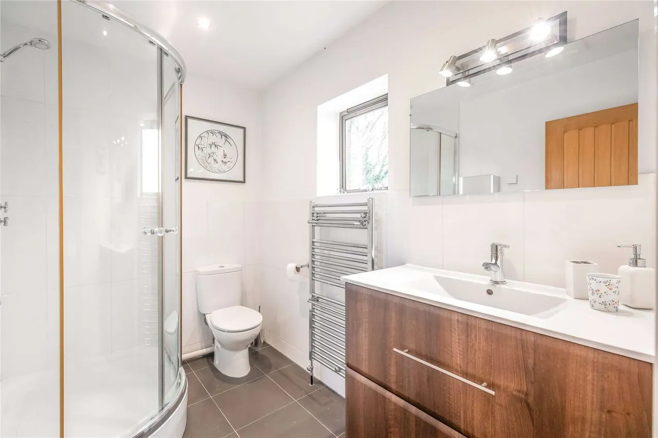 Foxcotte, Charlton, Andover, Hampshire, SP10 4AB, photo 11