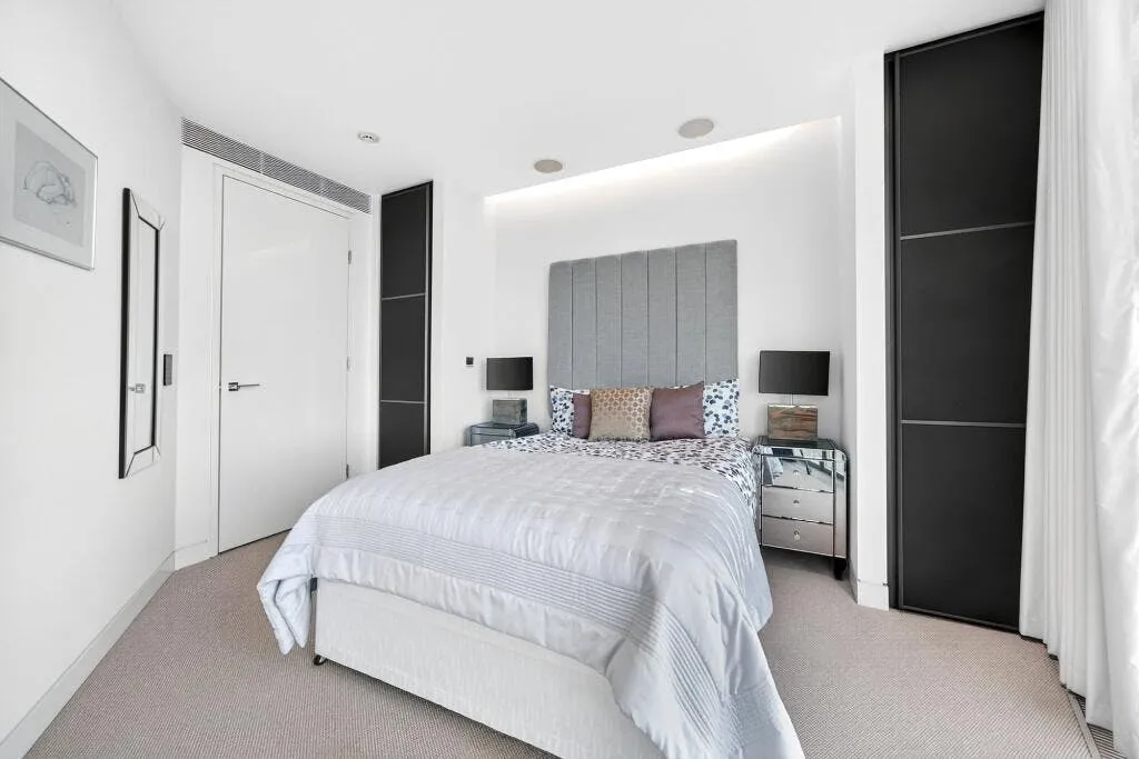 St. George Wharf, London, SW8, photo 14