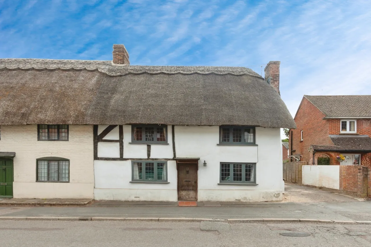 Winchester Street, Overton, RG25, photo 12