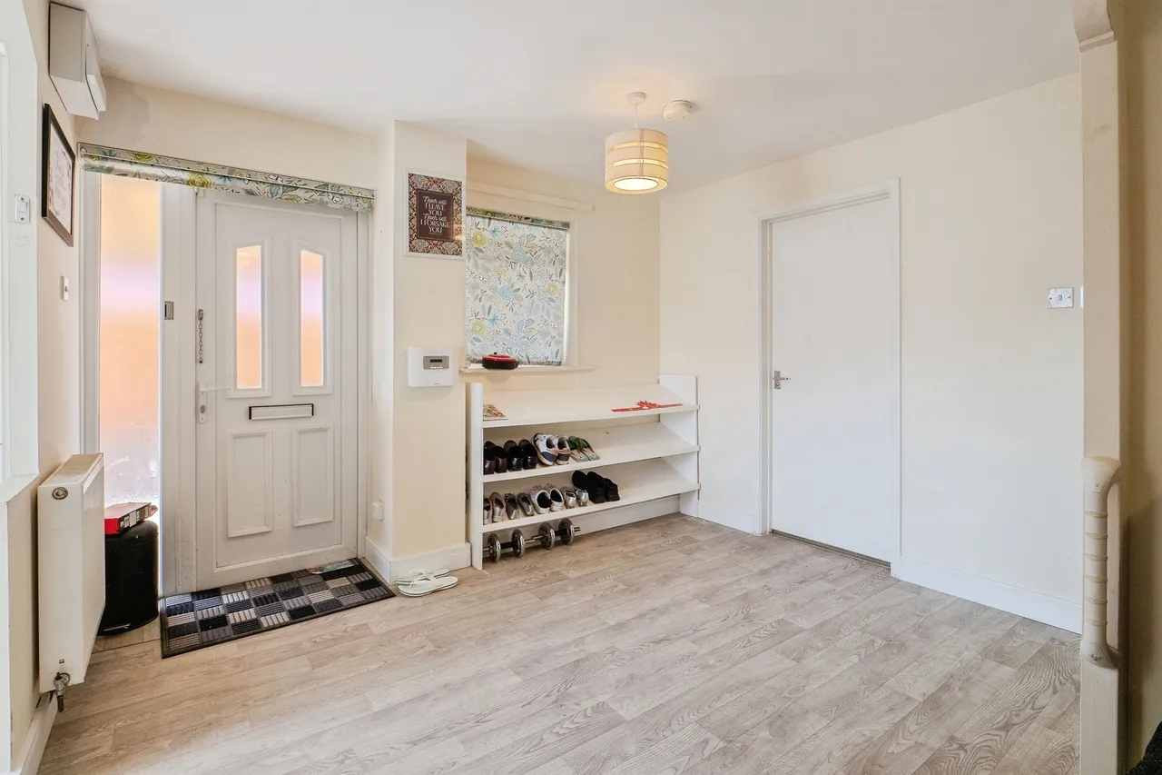 Fairway Road South, Shepshed, LE12, photo 2