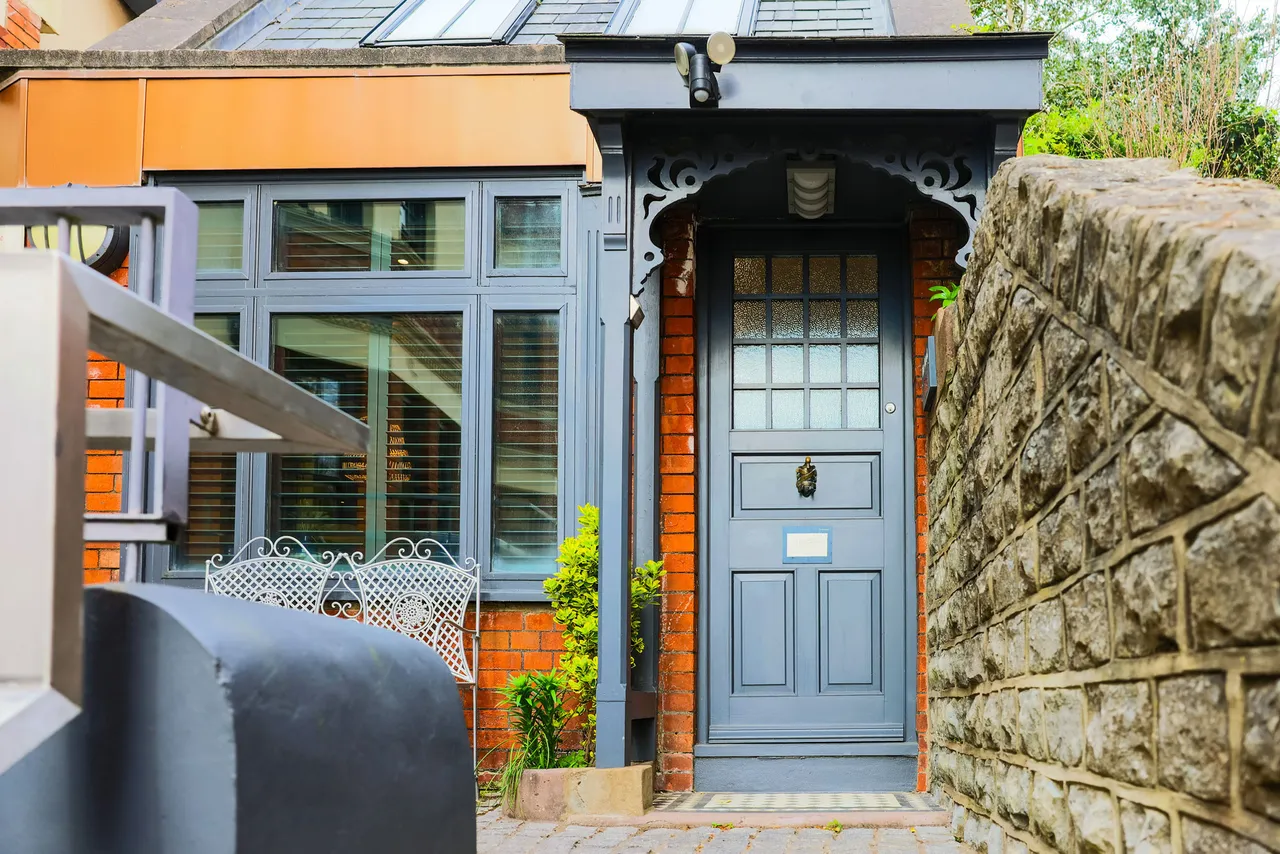 1 bed house to rent, The Esplanade, Penarth, CF64