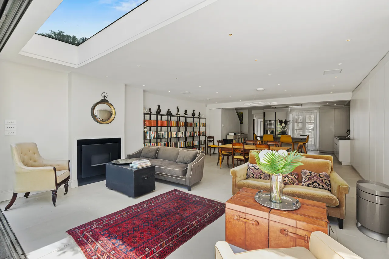 Kensington, Phillimore Terrace, Allen Street, London, photo 8