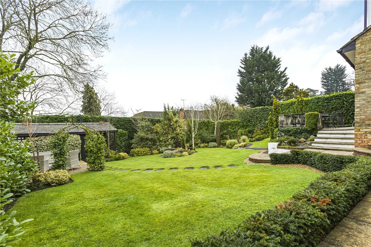 Orchard Close, Cuffley, EN6, photo 21