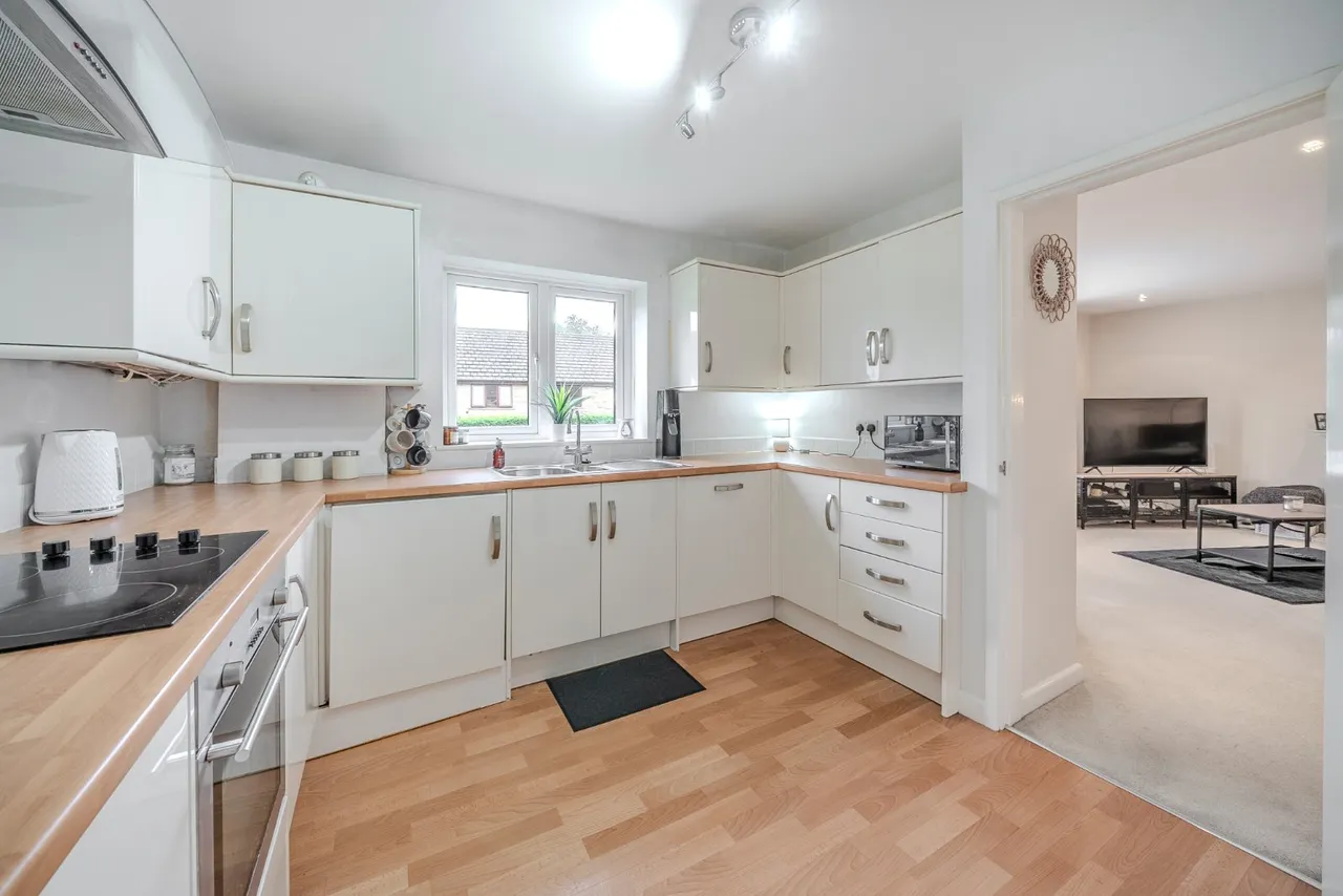 School Lane, Collingham, LS22, photo 5