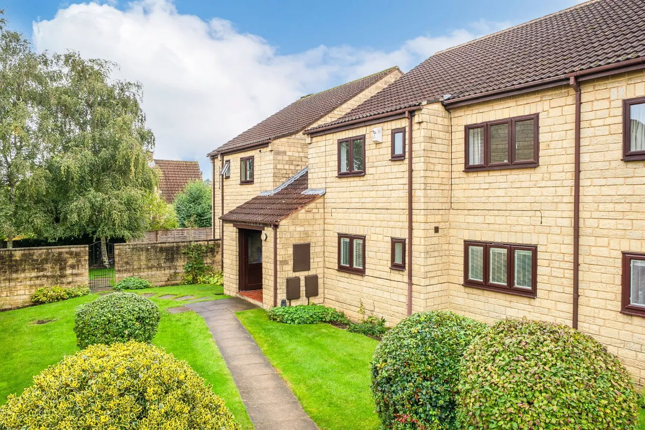 School Lane, Collingham, LS22, photo 11