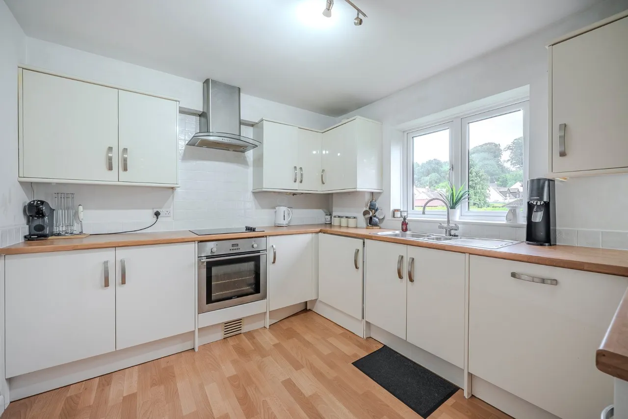 School Lane, Collingham, LS22, photo 4