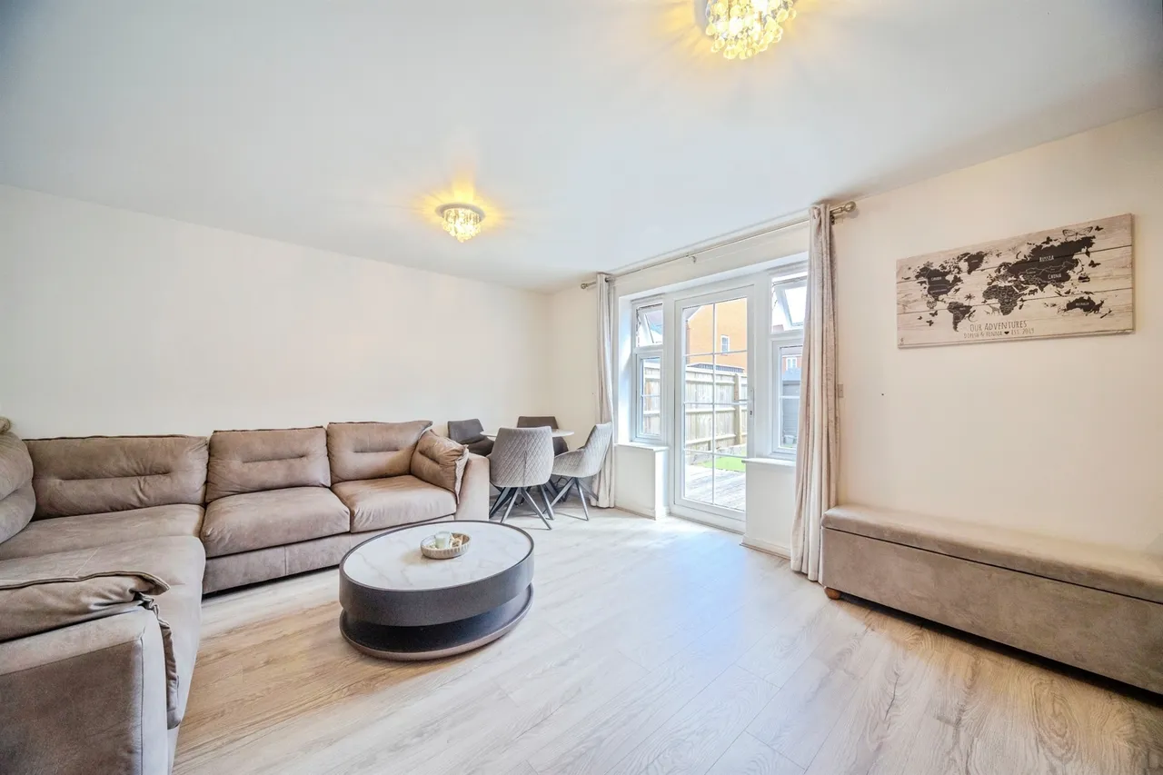 Prince Rupert Drive, Aylesbury, photo 2