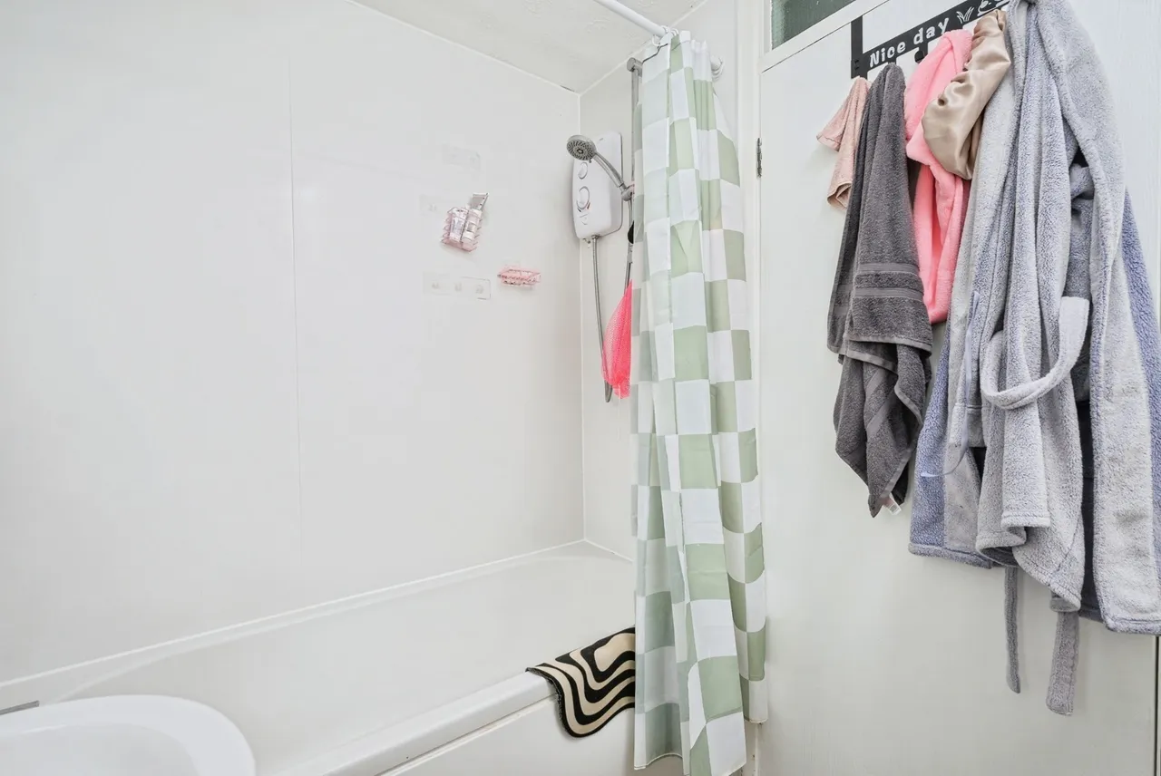 Finch Close, Plymouth, PL3, photo 9