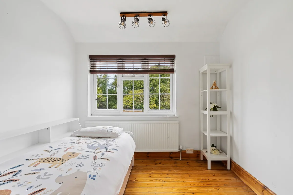 Shepperton, TW17, photo 16