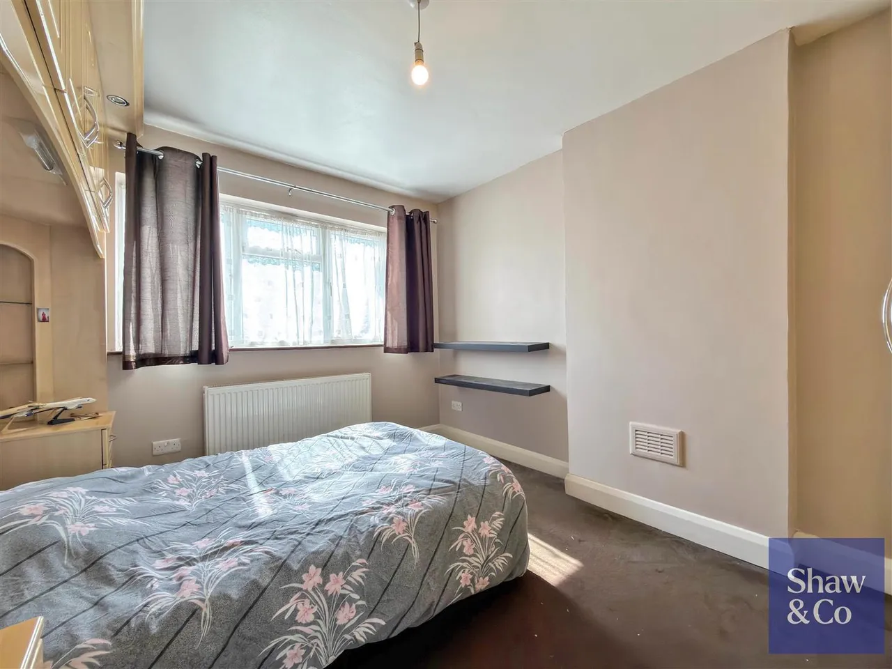 Hanworth Road, Whitton, photo 10