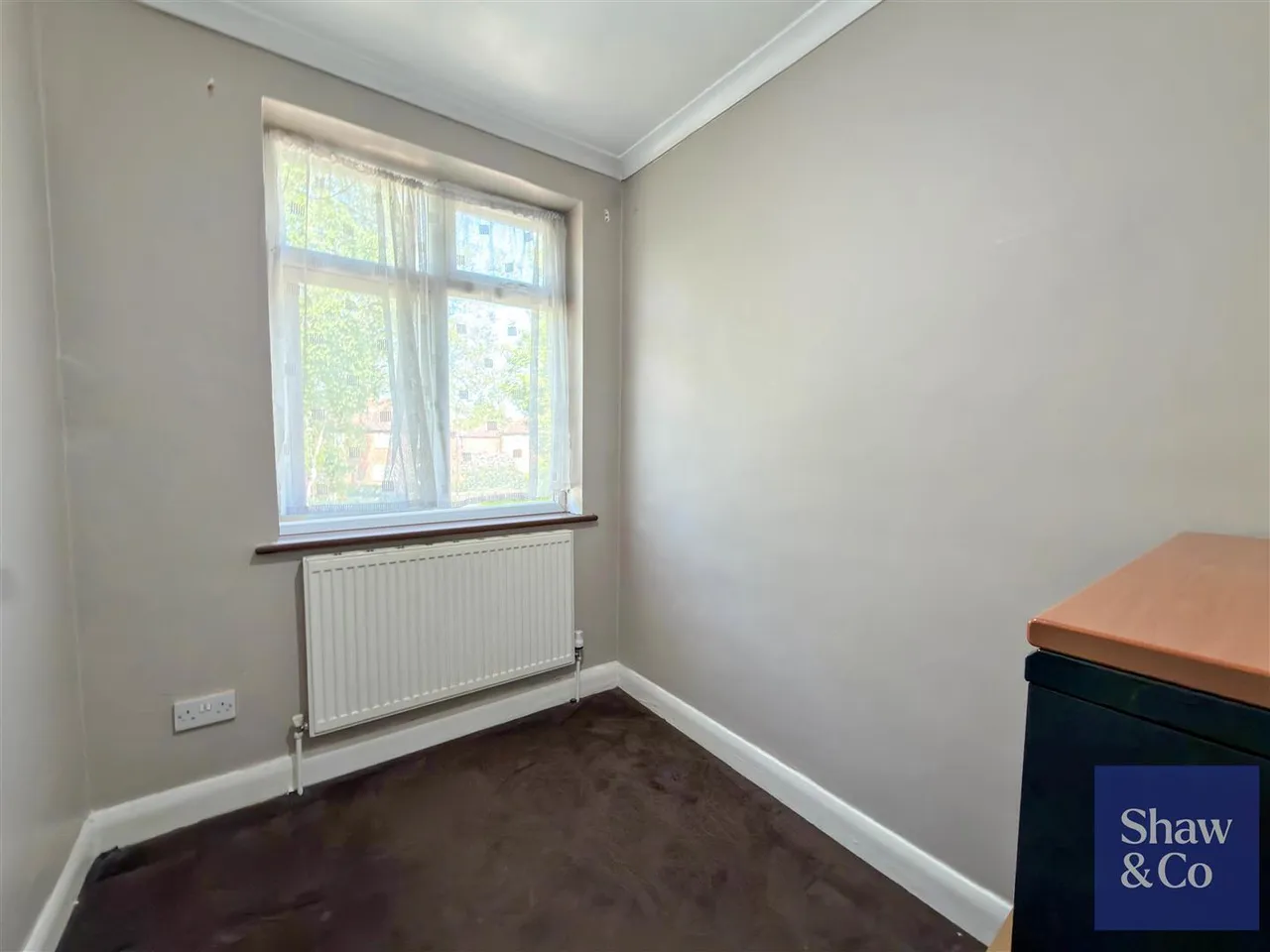 Hanworth Road, Whitton, photo 11