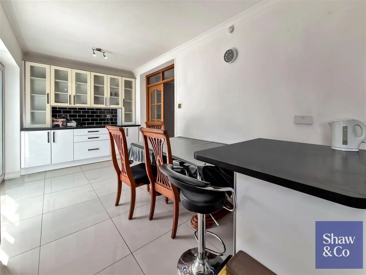 Hanworth Road, Whitton, photo 6