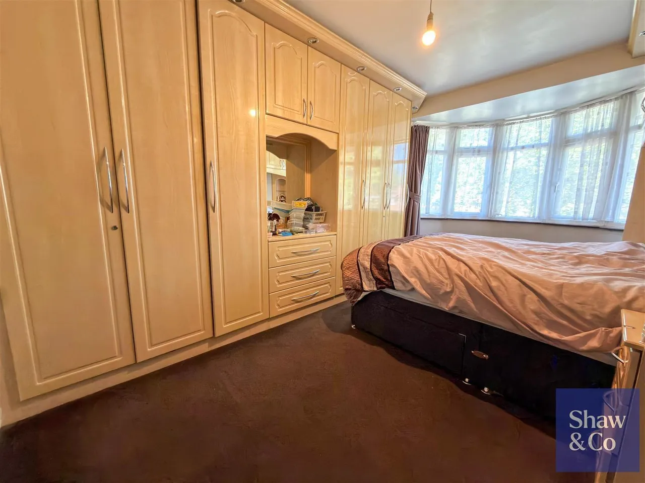 Hanworth Road, Whitton, photo 9