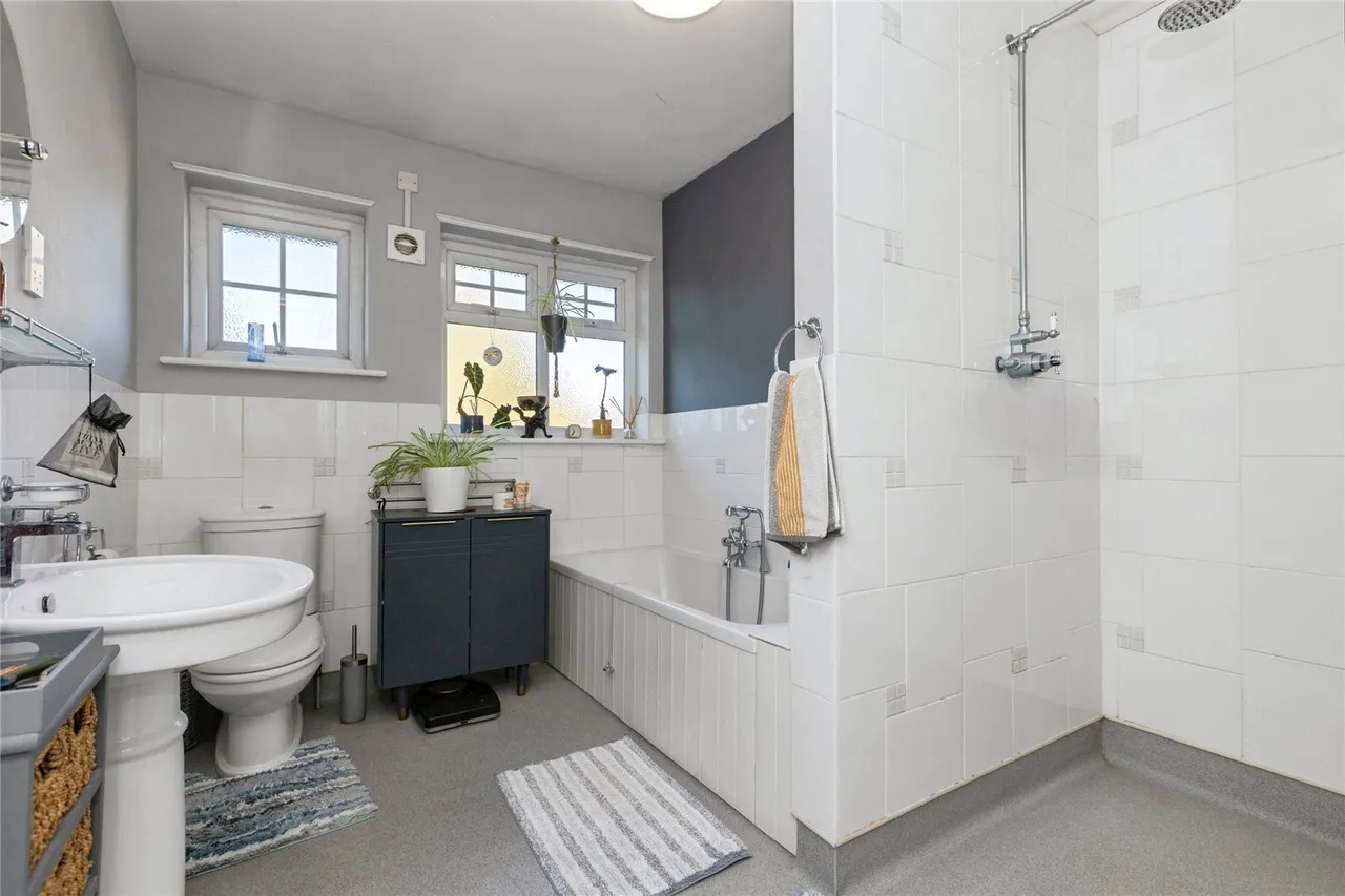 Leicester Road, Oadby, LE2, photo 11