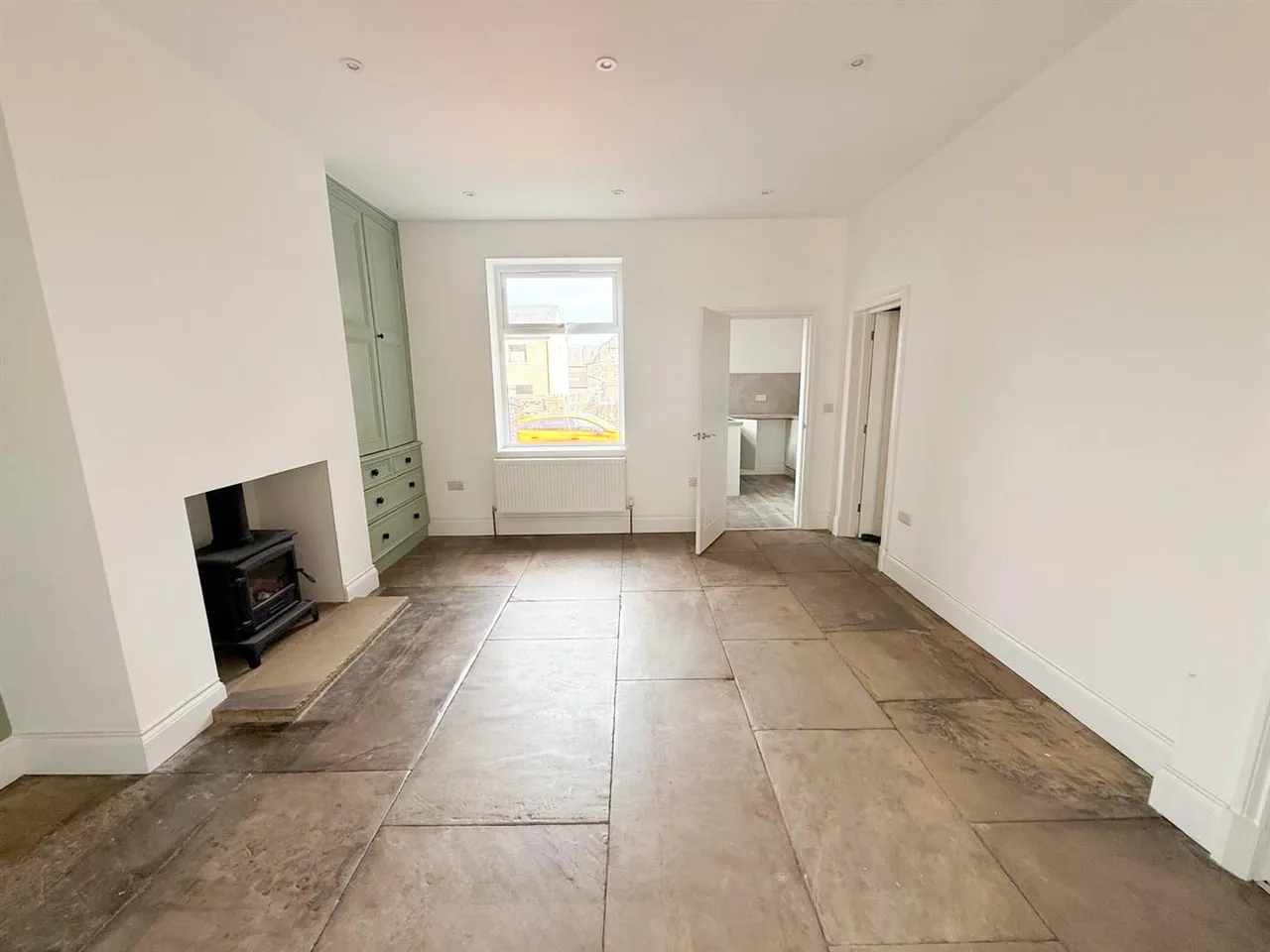 North Street, Sutton-In-Craven, BD20 7HA, photo 3