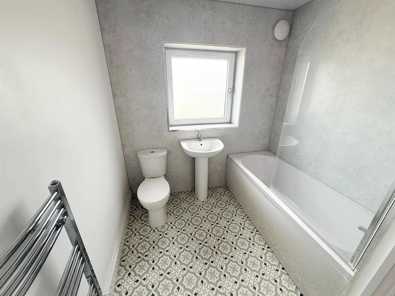 North Street, Sutton-In-Craven, BD20 7HA, photo 16
