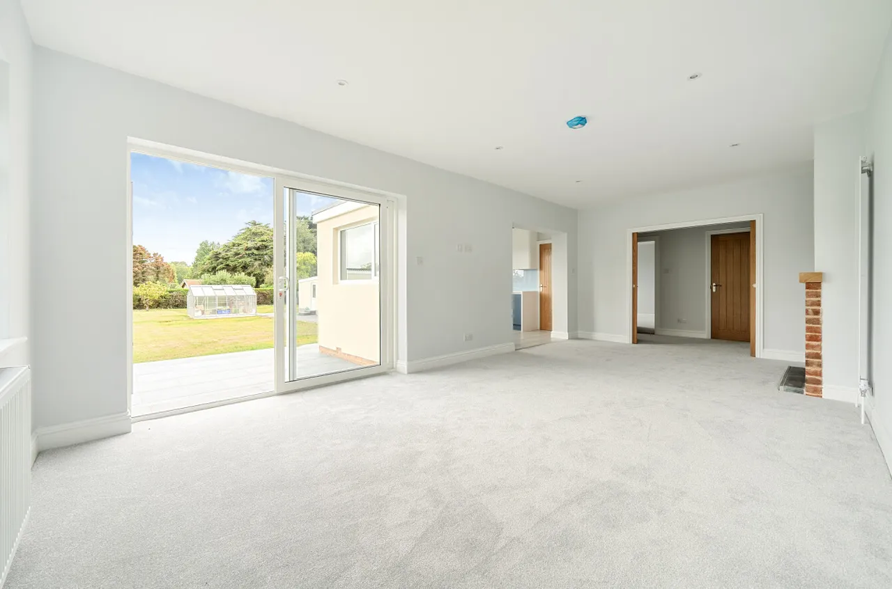 Southwick Road, North Boarhunt, PO17, photo 13