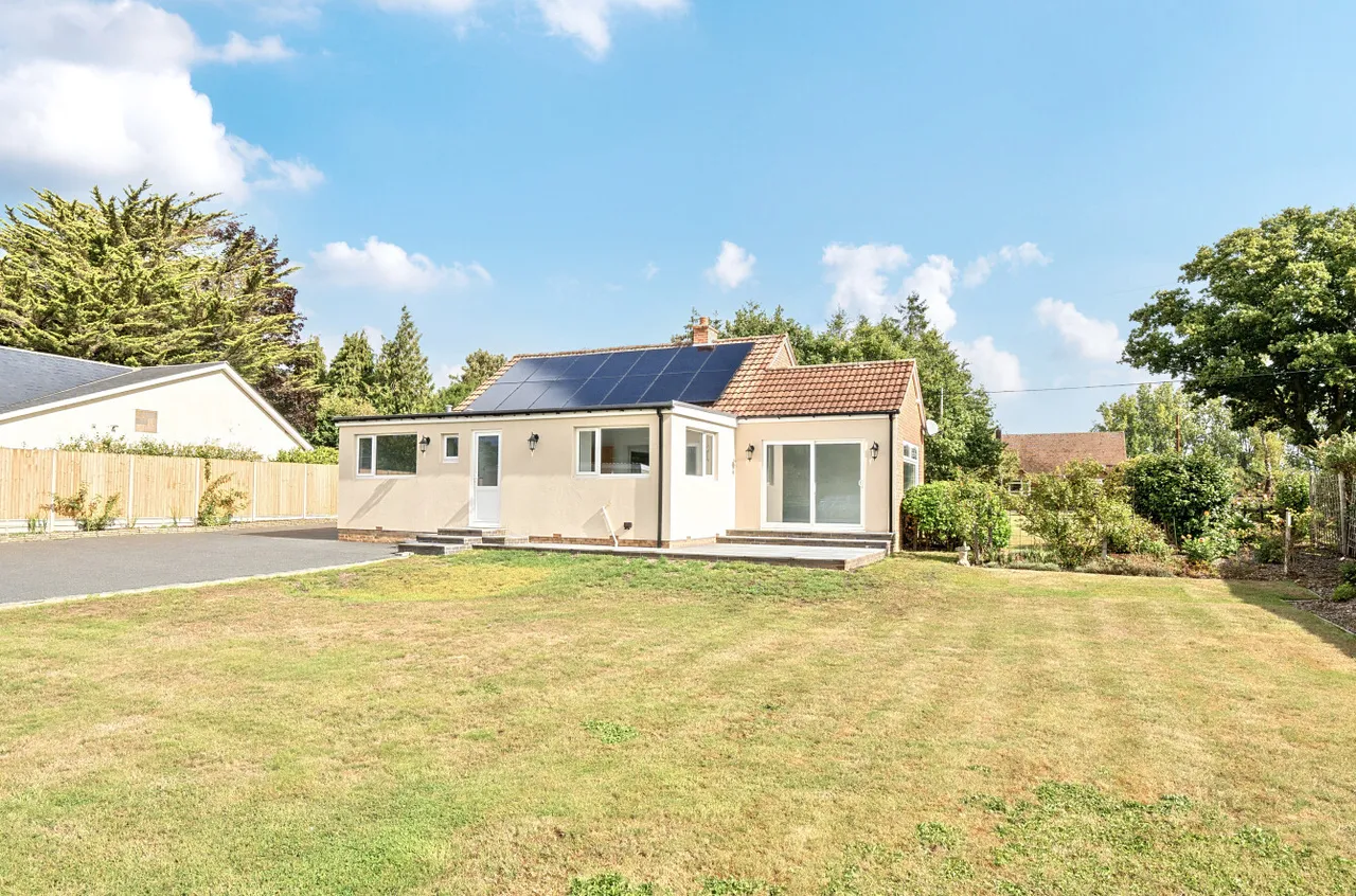 Southwick Road, North Boarhunt, PO17, photo 15