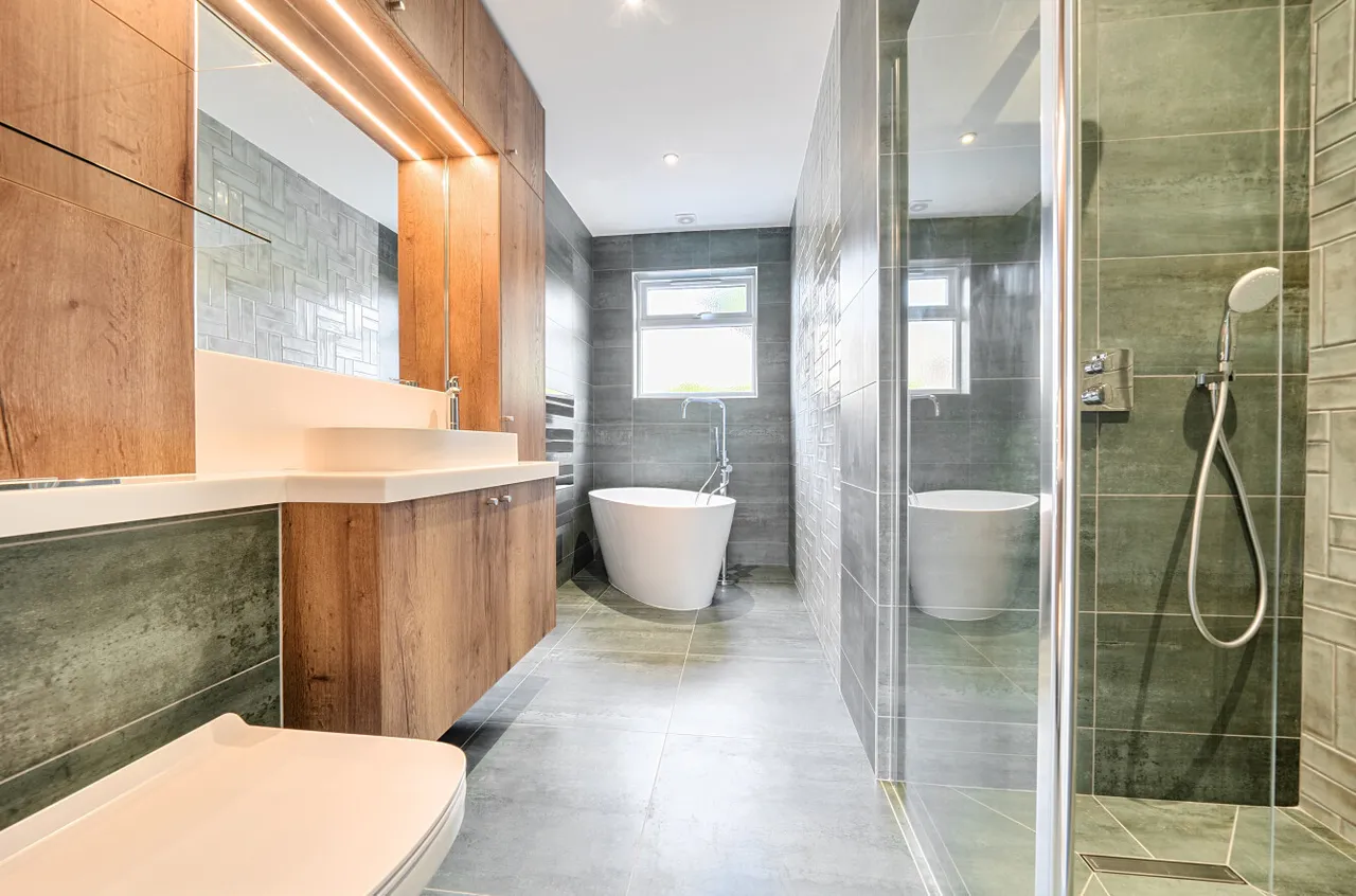 Southwick Road, North Boarhunt, PO17, photo 6