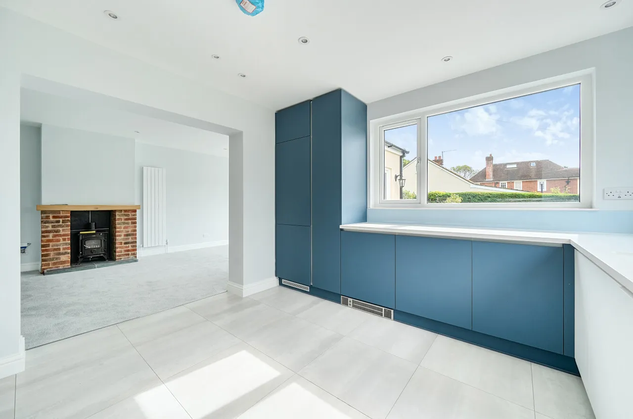 Southwick Road, North Boarhunt, PO17, photo 12