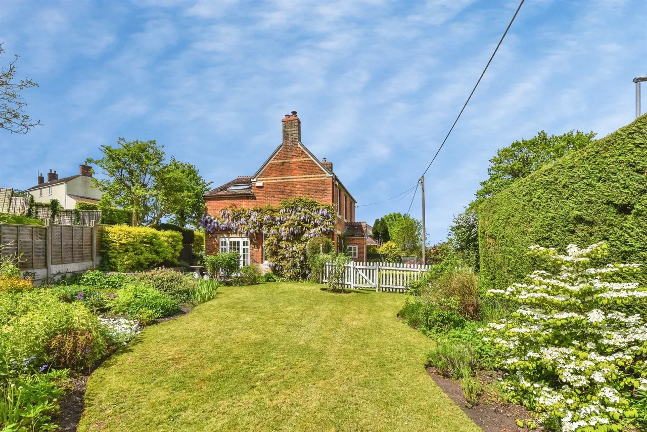 Brook Street, Warminster, photo 7